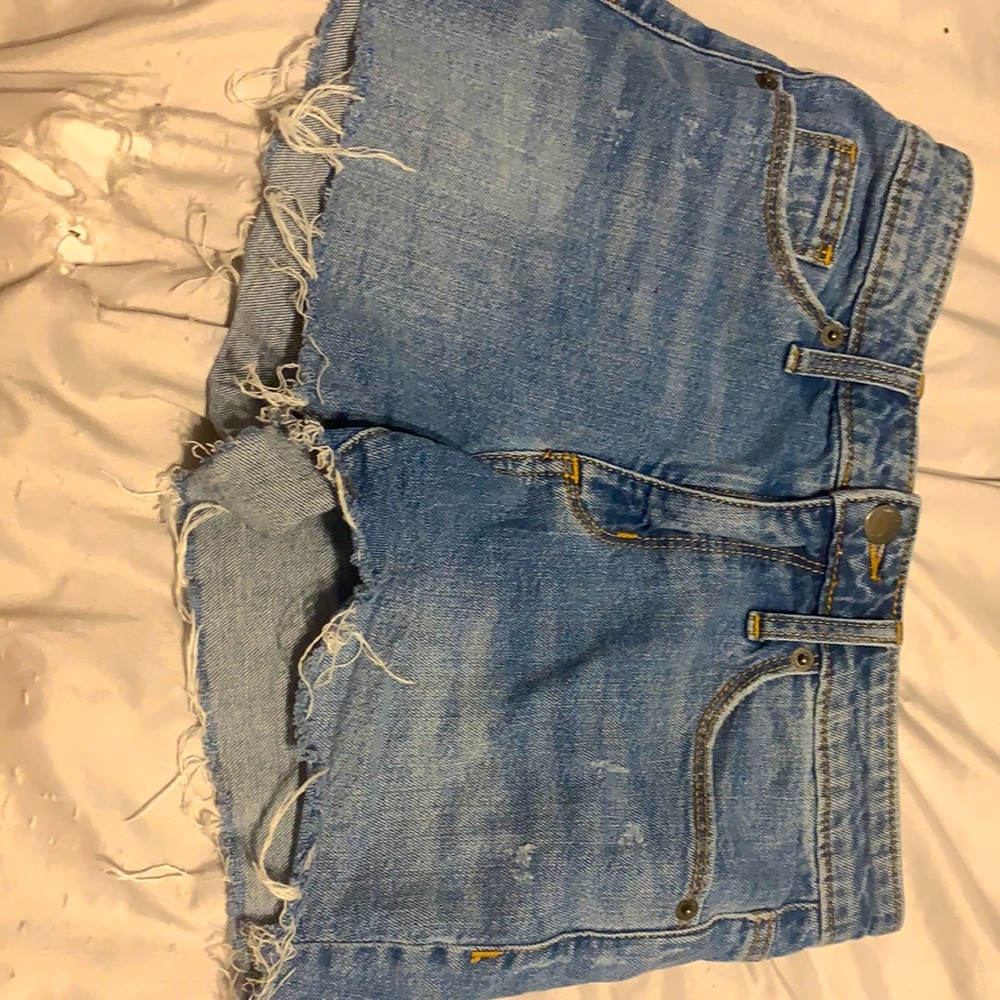 Universal Thread Jean Shorts